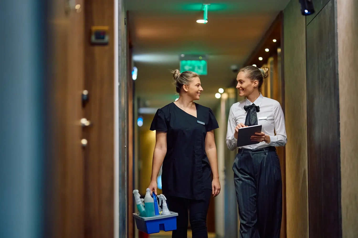 Moderne, gepflegte Büro- und Hotelumgebung